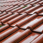 Travaux sur la toiture : pourquoi contacter un couvreur ?