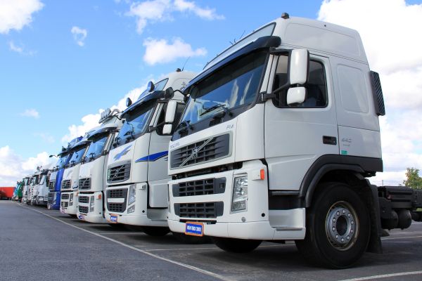 Louer un camion : Pourquoi, comment, où ?