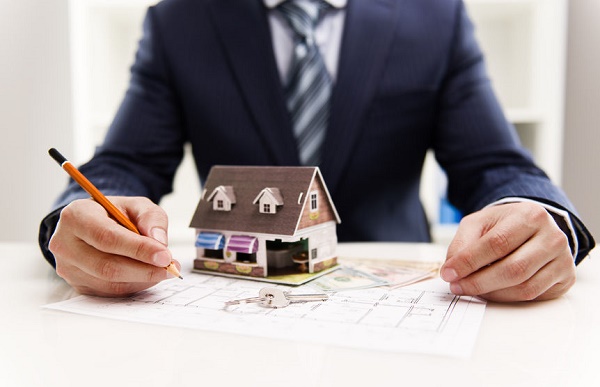 Pourquoi faire recours à un professionnel pour construire votre maison ?