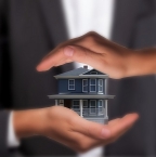 Déléguer la gestion de ses biens immobiliers : quels avantages ?